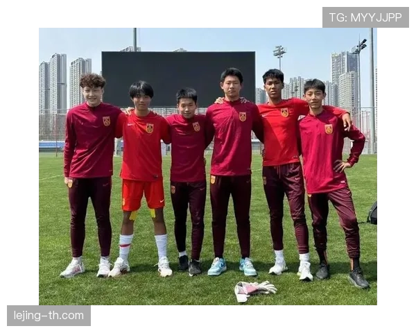 广州队备战中甲启用足校小将 青训体系成最大底气 广州队备战中甲启用足校小将 青训体系成最大底气